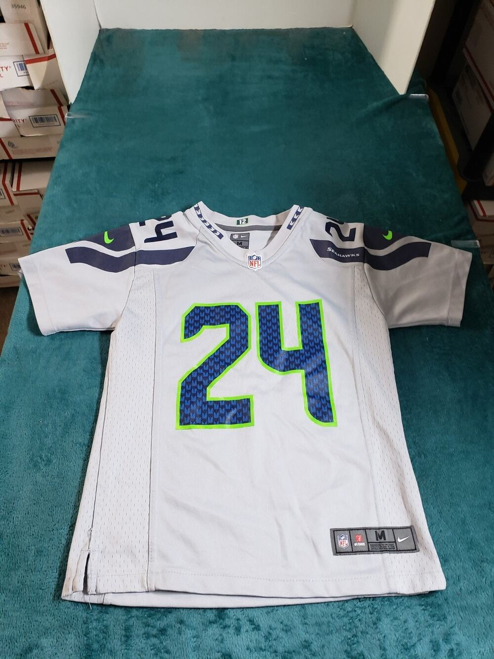 Marshawn Lynch Seattle Seahawks Nike Jersey Size Medium Youth Boys Football NFL